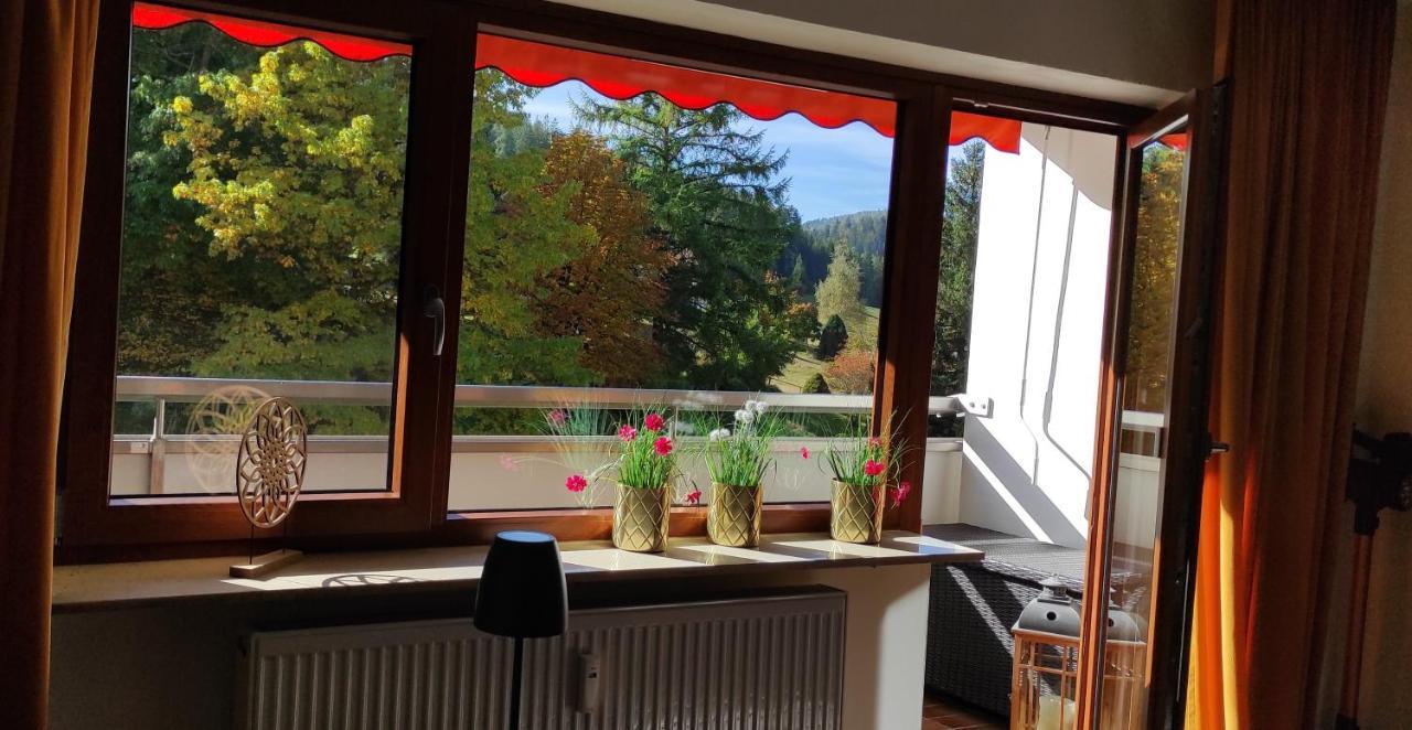 Ferienwohnung "Hirschlein" Im Schwarzwald 바이에르스브론 외부 사진